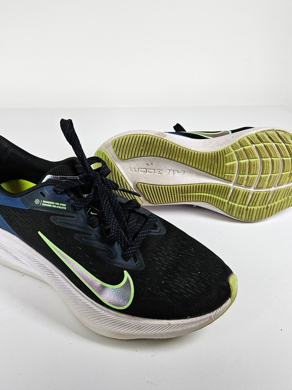 Nike Zoom Winflo 7 Running Shoes Black Volt Blue CJ0302-003 Women's Size 7